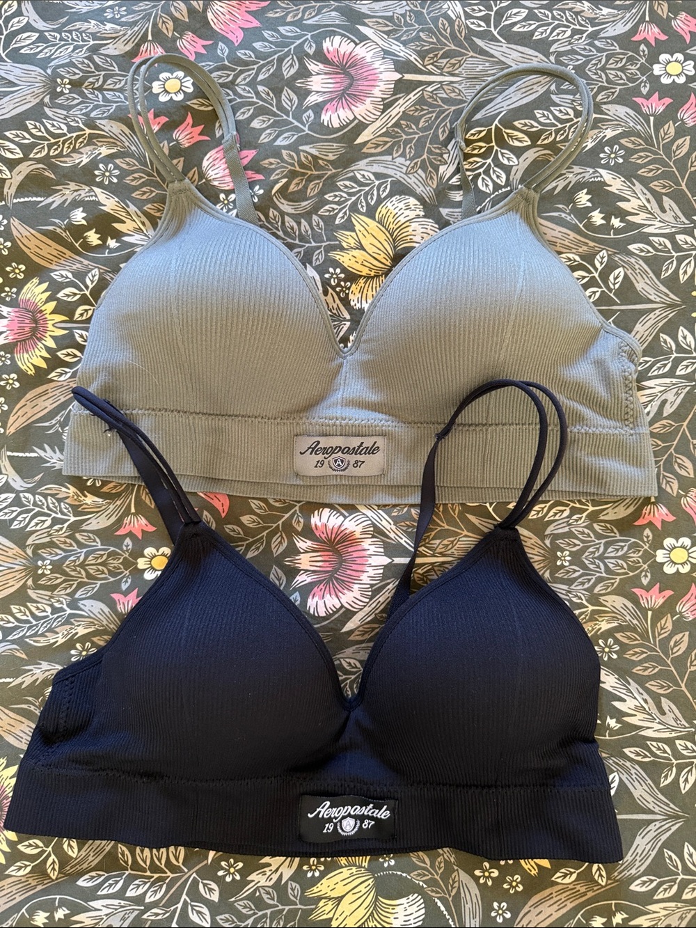 Aeropostale Ribbed Seamless Bralette Set in Olive Green and Black